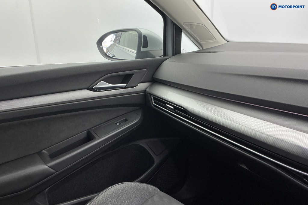 Volkswagen Golf Style Automatic Diesel Estate - Stock Number (1635254) - 20th supplementary image