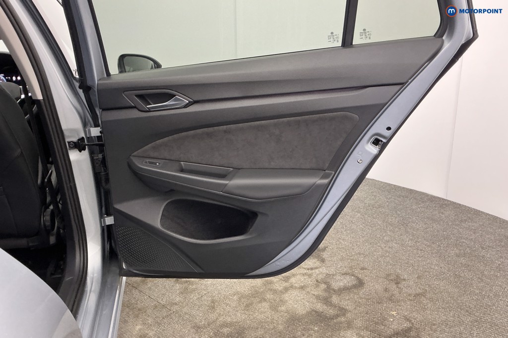 Volkswagen Golf Style Automatic Diesel Estate - Stock Number (1635254) - 27th supplementary image