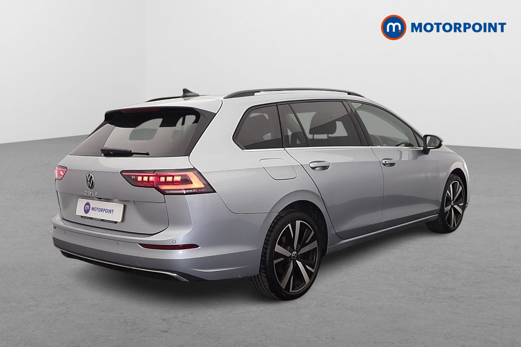Volkswagen Golf Style Automatic Diesel Estate - Stock Number (1635254) - Drivers side front corner