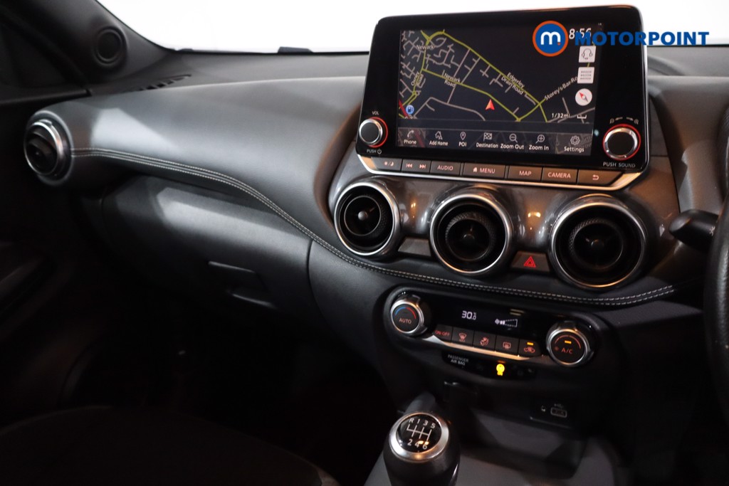 Nissan Juke N-Connecta Manual Petrol SUV - Stock Number (1635640) - 18th supplementary image