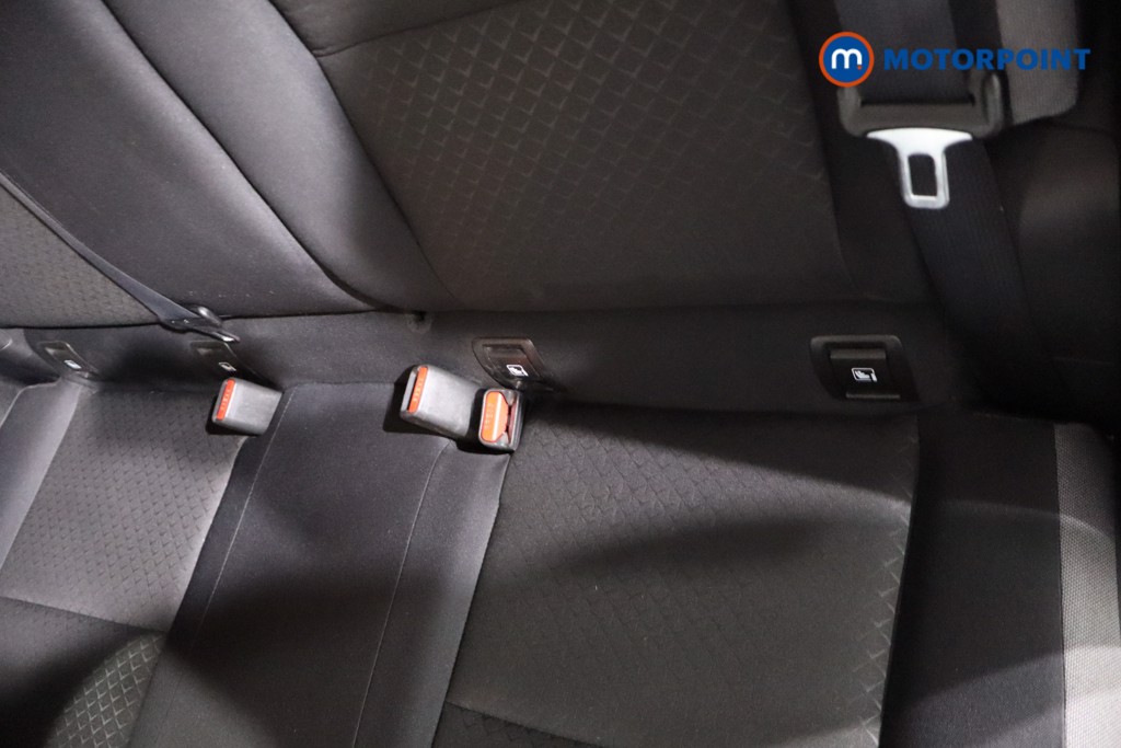 Nissan Juke N-Connecta Manual Petrol SUV - Stock Number (1635640) - 25th supplementary image