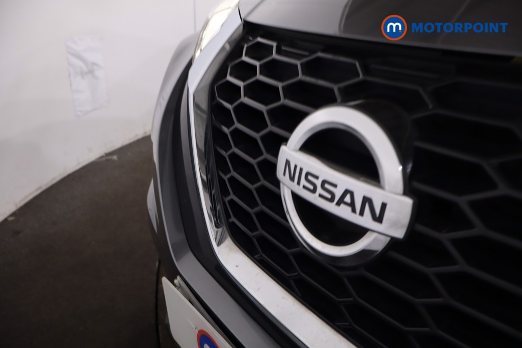 Nissan Juke N-Connecta Manual Petrol SUV - Stock Number (1635640) - 28th supplementary image
