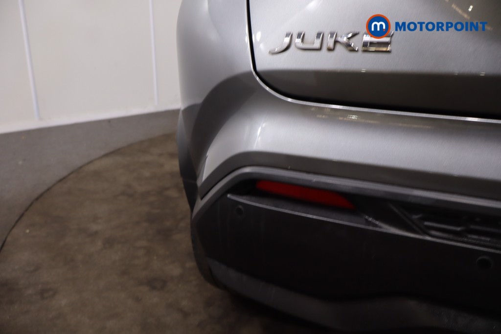 Nissan Juke N-Connecta Manual Petrol SUV - Stock Number (1635640) - 35th supplementary image
