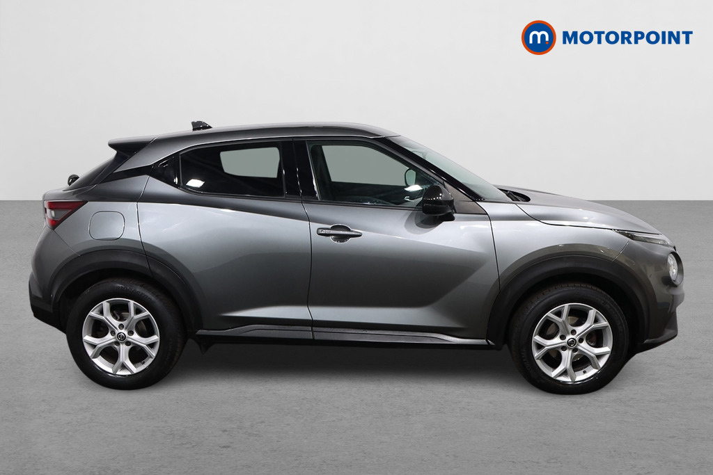 Nissan Juke N-Connecta Manual Petrol SUV - Stock Number (1635640) - Drivers side