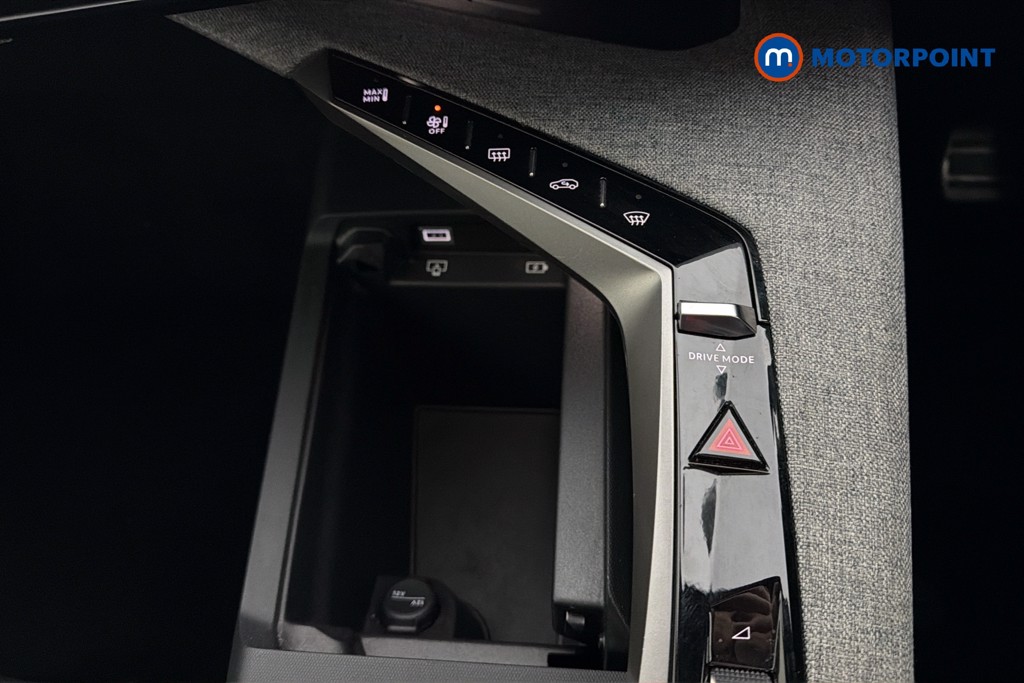 Peugeot 3008 GT Automatic Petrol SUV - Stock Number (1635680) - 14th supplementary image