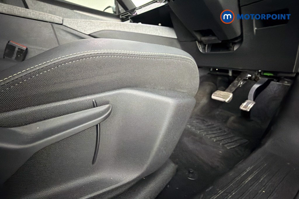 Peugeot 3008 GT Automatic Petrol SUV - Stock Number (1635680) - 25th supplementary image