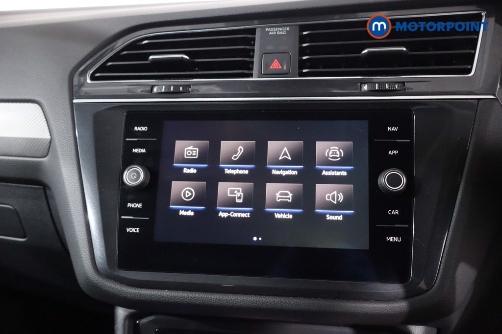 Volkswagen Tiguan Allspace Life Automatic Petrol SUV - Stock Number (1635716) - 2nd supplementary image