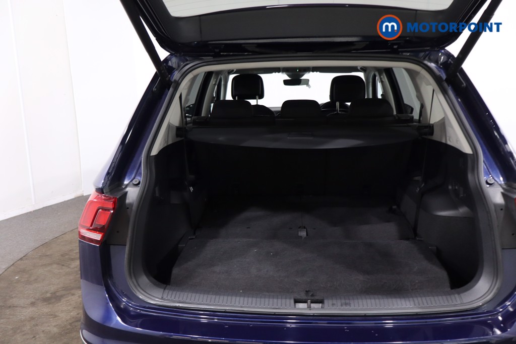 Volkswagen Tiguan Allspace Life Automatic Petrol SUV - Stock Number (1635716) - 39th supplementary image