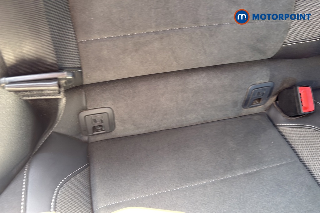 Volkswagen T-Roc Style Manual Petrol SUV - Stock Number (1635925) - 27th supplementary image