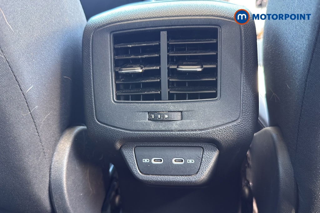 Volkswagen T-Roc Style Manual Petrol SUV - Stock Number (1635925) - 28th supplementary image