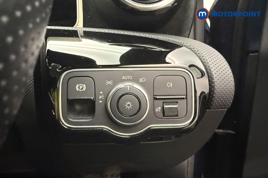 Mercedes-Benz A Class Amg Line Automatic Petrol Hatchback - Stock Number (1635999) - 18th supplementary image