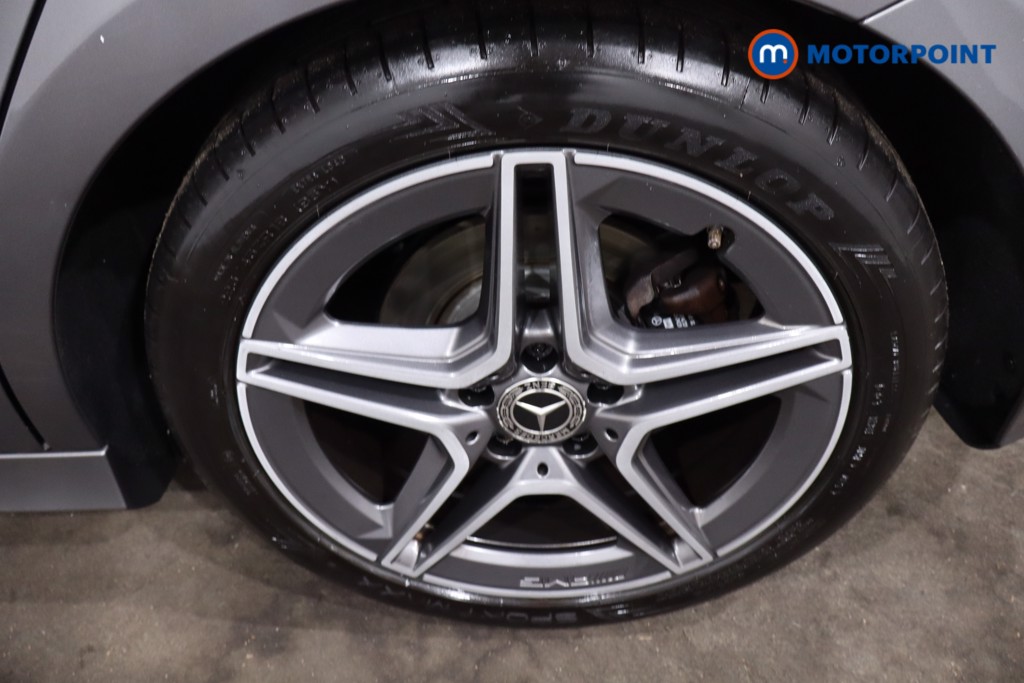 Mercedes-Benz A Class Amg Line Manual Petrol Hatchback - Stock Number (1636100) - 12th supplementary image