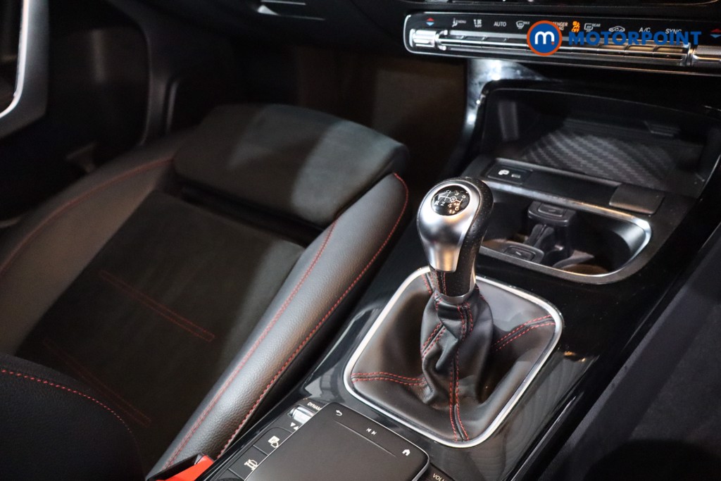 Mercedes-Benz A Class Amg Line Manual Petrol Hatchback - Stock Number (1636100) - 20th supplementary image
