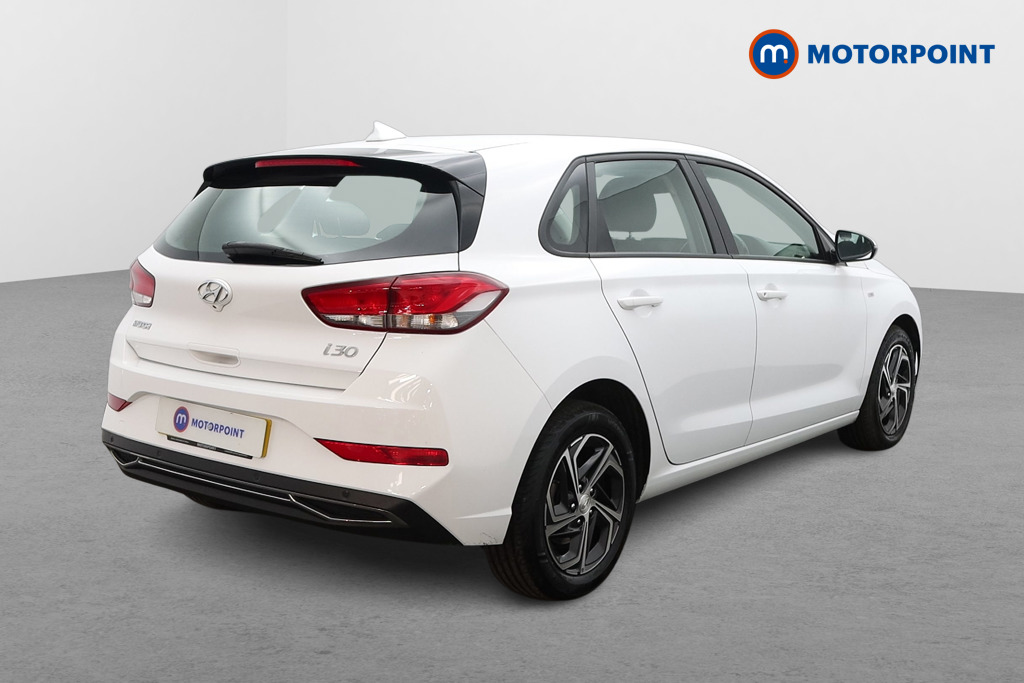 Hyundai I30 Se Connect Automatic Petrol Hatchback - Stock Number (1636384) - Drivers side rear corner