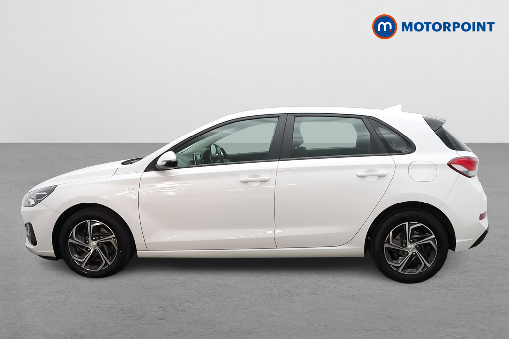 Hyundai I30 Se Connect Automatic Petrol Hatchback - Stock Number (1636384) - Passenger side