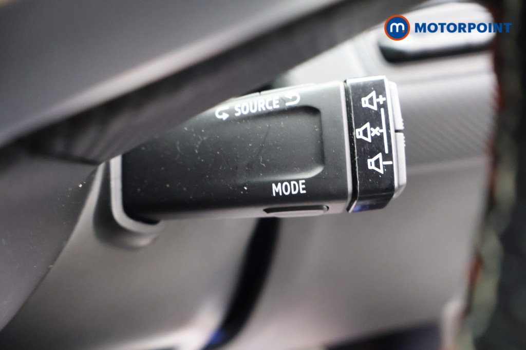 Renault Clio Rs Line Manual Petrol Hatchback - Stock Number (1636637) - 7th supplementary image