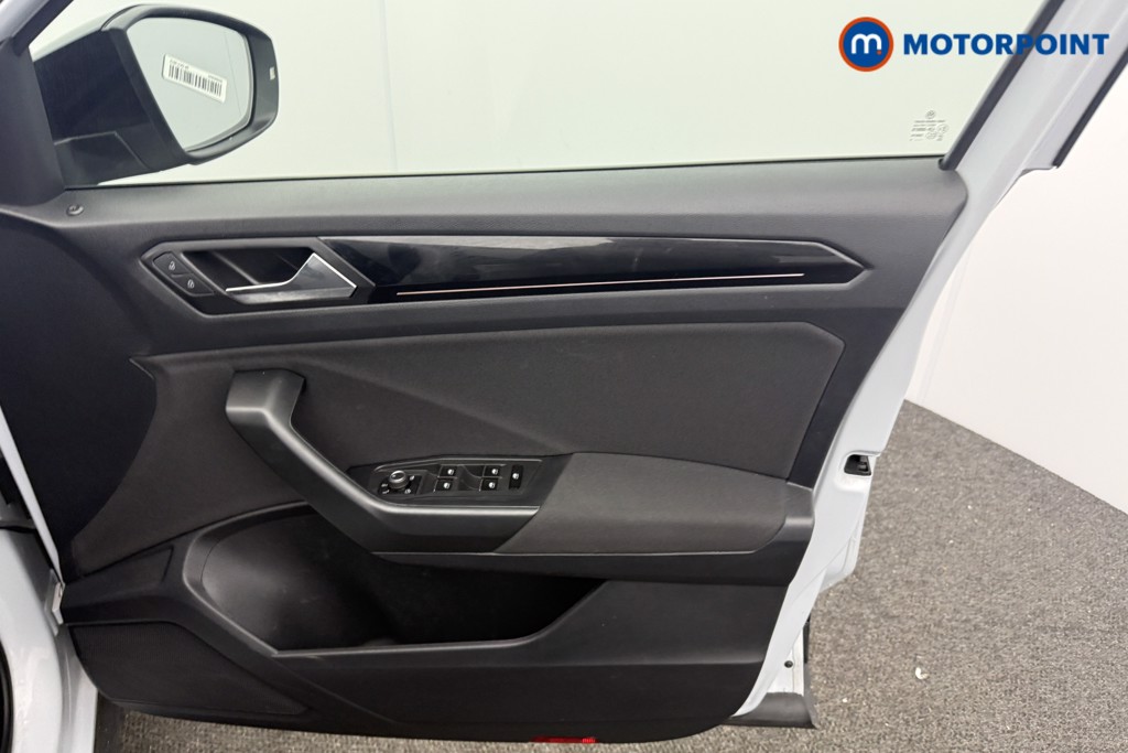 Volkswagen T-Roc Black Edition Automatic Petrol SUV - Stock Number (1636666) - 7th supplementary image