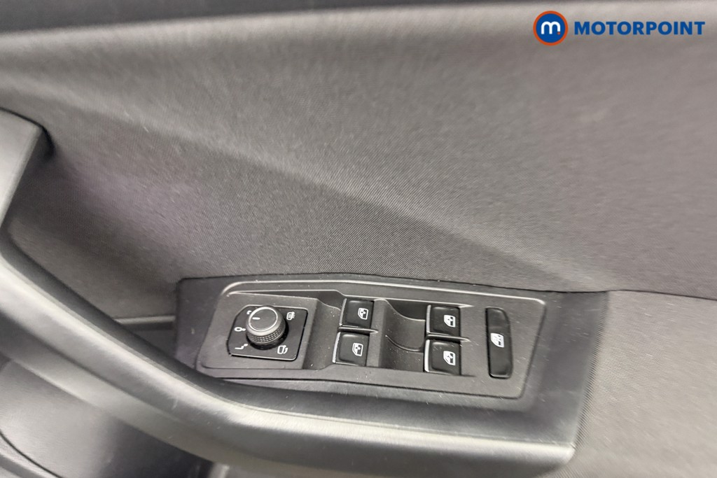 Volkswagen T-Roc Black Edition Automatic Petrol SUV - Stock Number (1636666) - 8th supplementary image