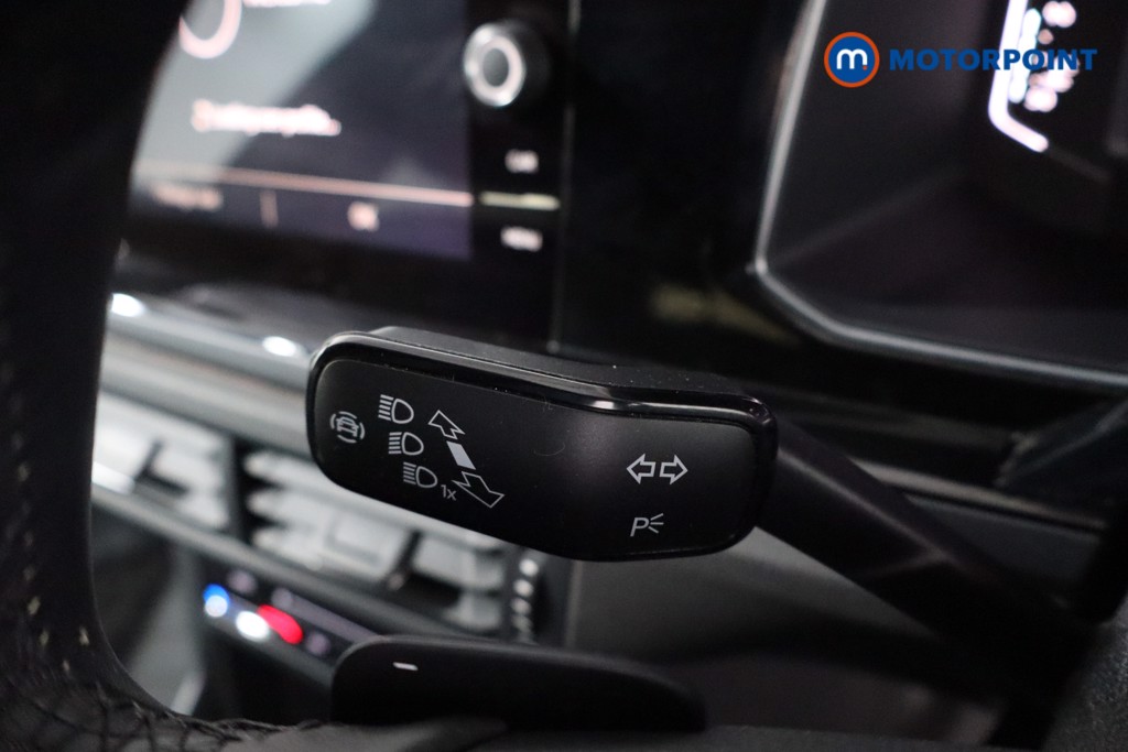 Volkswagen Polo R-Line Automatic Petrol Hatchback - Stock Number (1636772) - 14th supplementary image