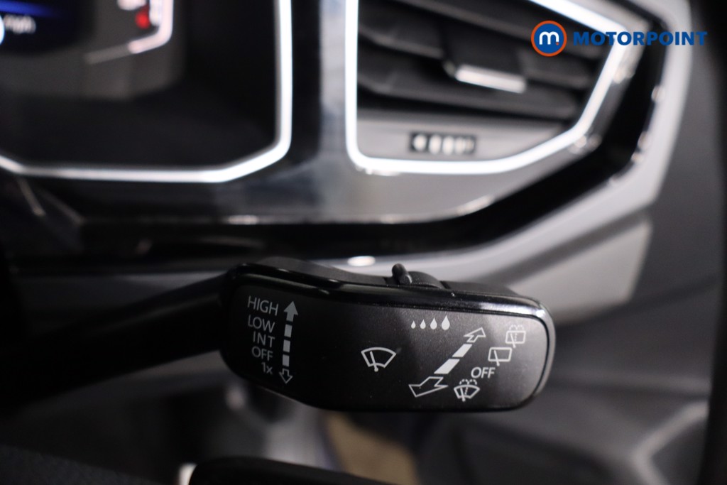 Volkswagen Polo R-Line Automatic Petrol Hatchback - Stock Number (1636772) - 15th supplementary image