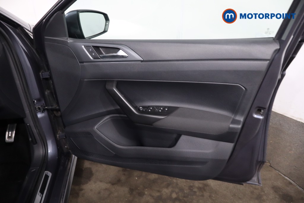 Volkswagen Polo R-Line Automatic Petrol Hatchback - Stock Number (1636772) - 24th supplementary image
