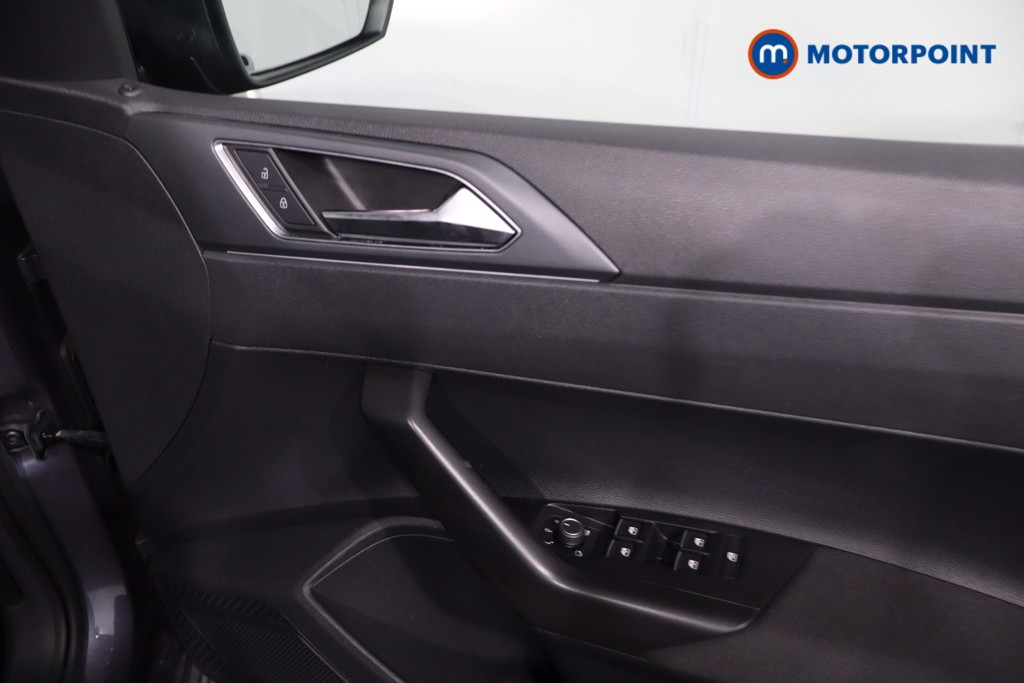 Volkswagen Polo R-Line Automatic Petrol Hatchback - Stock Number (1636772) - 25th supplementary image