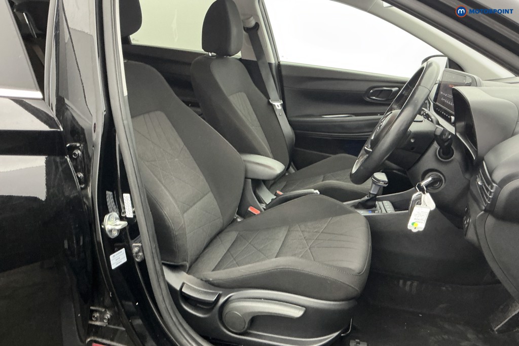 Hyundai Bayon Premium Automatic Petrol SUV - Stock Number (1636895) - 5th supplementary image