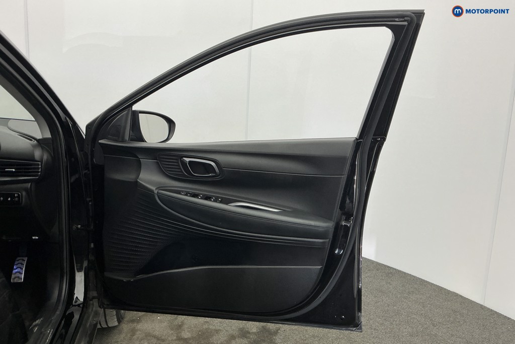 Hyundai Bayon Premium Automatic Petrol SUV - Stock Number (1636895) - 23rd supplementary image