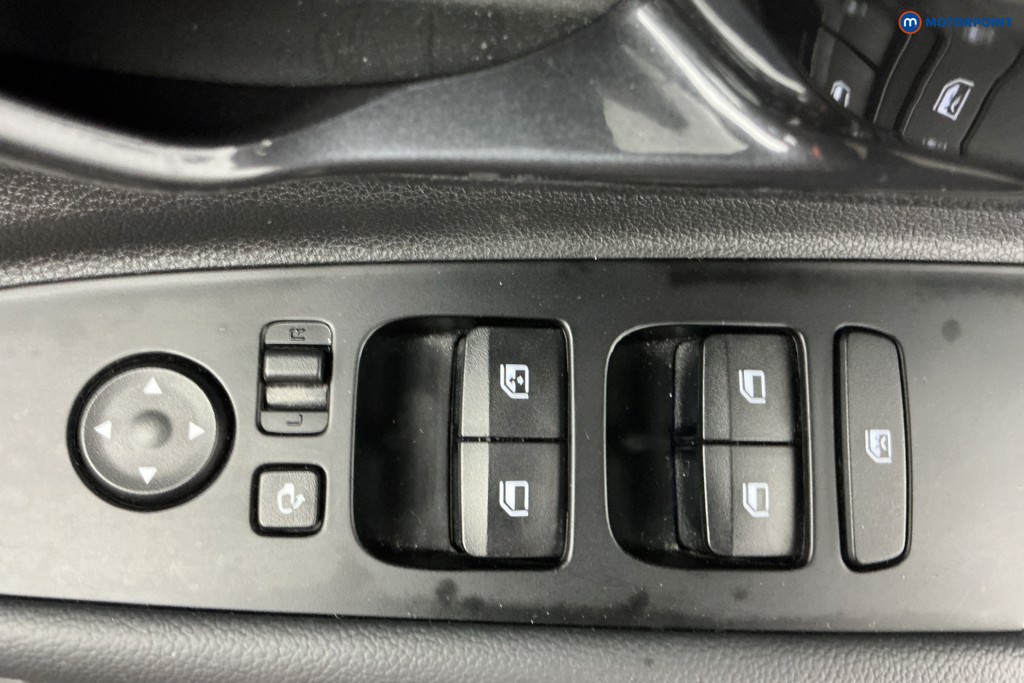 Hyundai Bayon Premium Automatic Petrol SUV - Stock Number (1636895) - 24th supplementary image