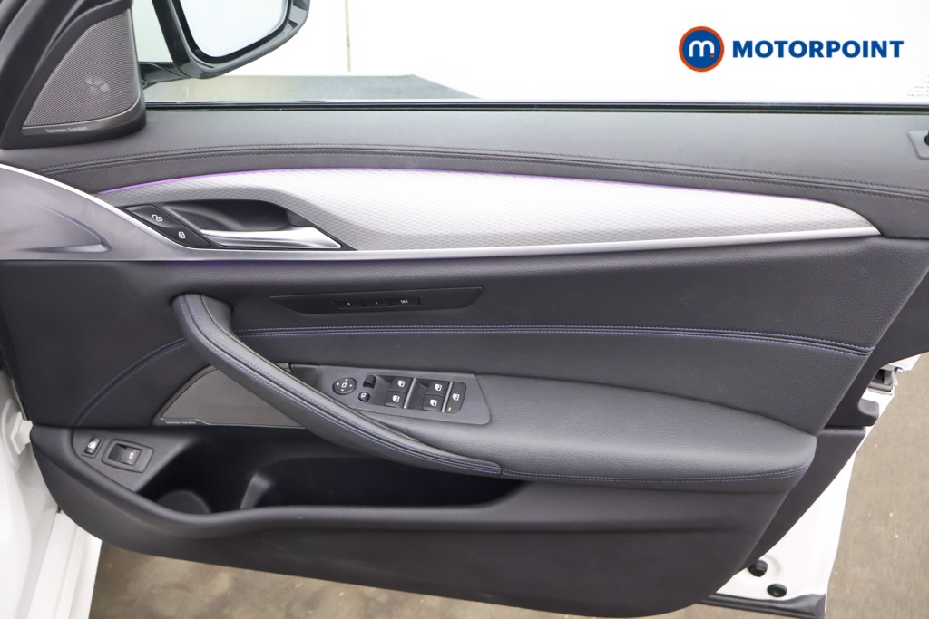BMW 5 Series M Sport Automatic Petrol Plug-In Hybrid Saloon - Stock Number (1637018) - 11th supplementary image