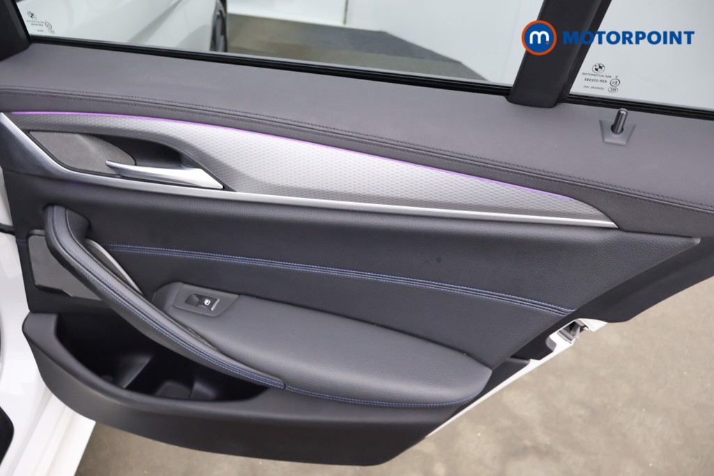 BMW 5 Series M Sport Automatic Petrol Plug-In Hybrid Saloon - Stock Number (1637018) - 16th supplementary image