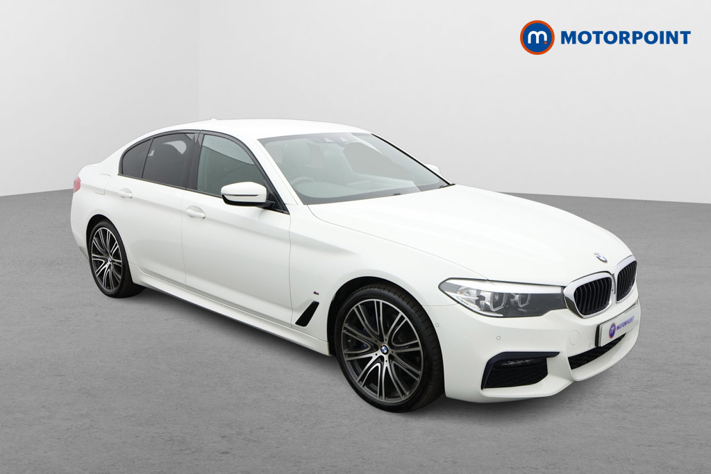 BMW 5 Series M Sport Automatic Petrol Plug-In Hybrid Saloon - Stock Number (1637018) - Drivers side front corner
