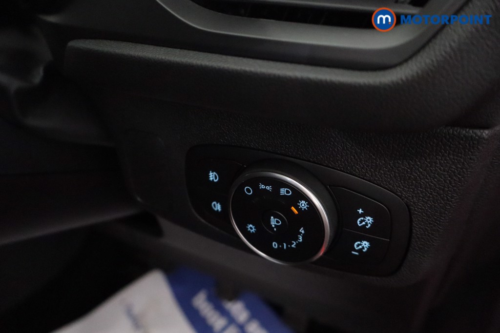 Ford Focus St-Line Manual Petrol Hatchback - Stock Number (1637060) - 15th supplementary image