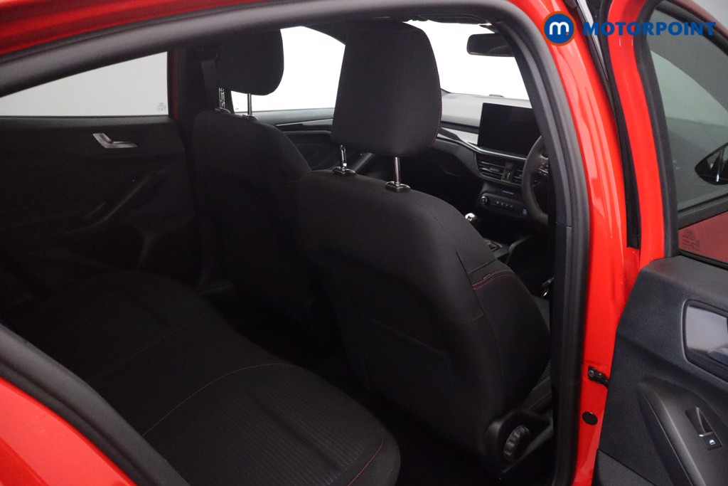 Ford Focus St-Line Manual Petrol Hatchback - Stock Number (1637060) - 19th supplementary image