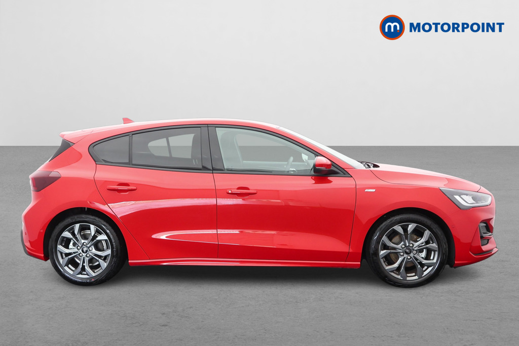 Ford Focus St-Line Manual Petrol Hatchback - Stock Number (1637060) - Drivers side