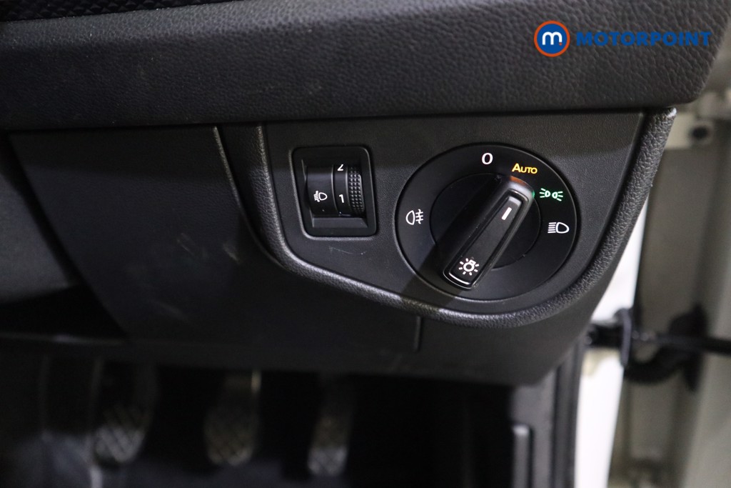 Volkswagen Polo Life Manual Petrol Hatchback - Stock Number (1637072) - 13th supplementary image