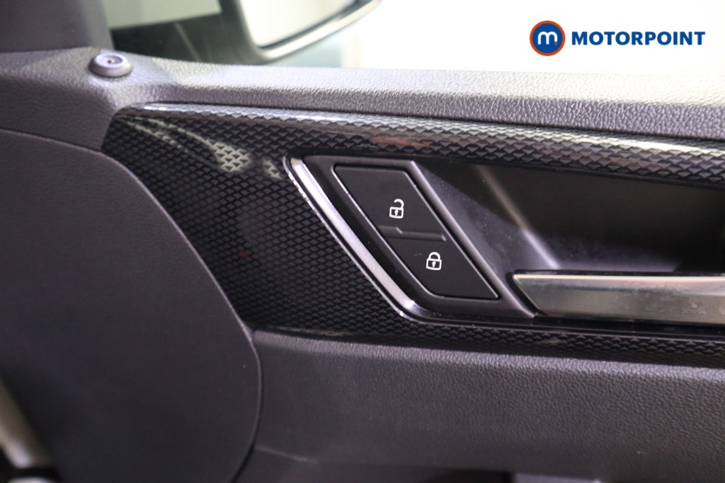 Volkswagen Polo Life Manual Petrol Hatchback - Stock Number (1637072) - 14th supplementary image