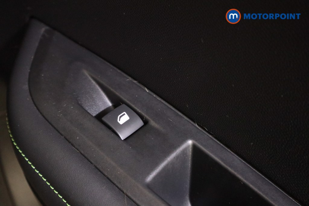 Peugeot 2008 GT Automatic Petrol SUV - Stock Number (1637075) - 21st supplementary image