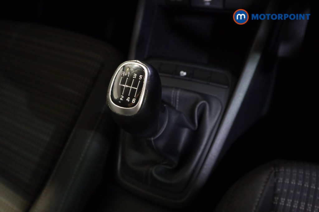 KIA Stonic 2 Manual Petrol SUV - Stock Number (1637154) - 9th supplementary image