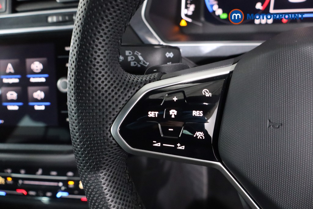 Volkswagen Tiguan R-Line Edition Automatic Petrol SUV - Stock Number (1637506) - 7th supplementary image