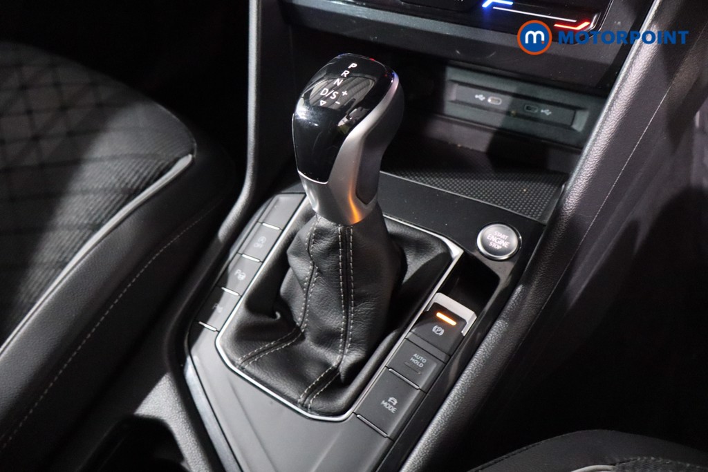 Volkswagen Tiguan R-Line Edition Automatic Petrol SUV - Stock Number (1637506) - 21st supplementary image