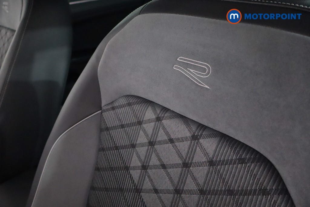 Volkswagen Tiguan R-Line Edition Automatic Petrol SUV - Stock Number (1637506) - 29th supplementary image