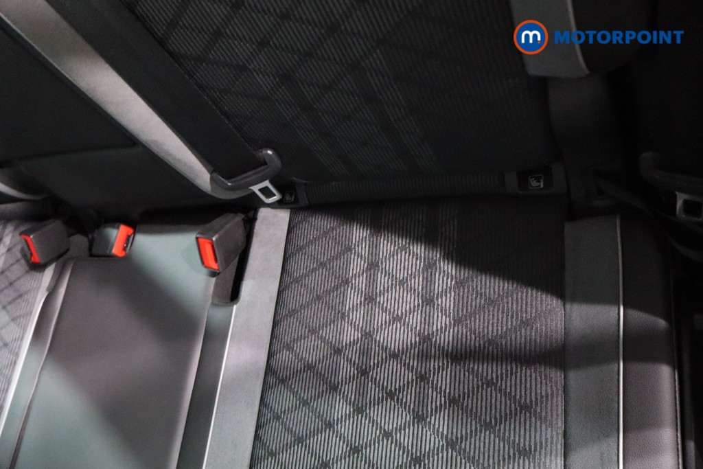 Volkswagen Tiguan R-Line Edition Automatic Petrol SUV - Stock Number (1637506) - 30th supplementary image