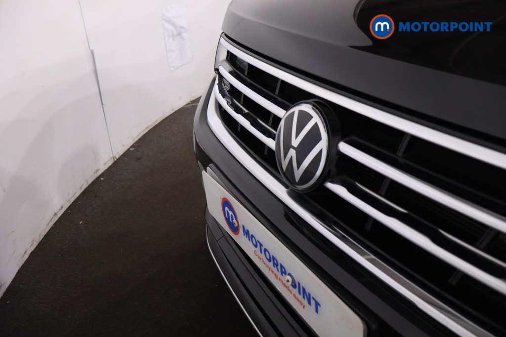 Volkswagen Tiguan R-Line Edition Automatic Petrol SUV - Stock Number (1637506) - 34th supplementary image