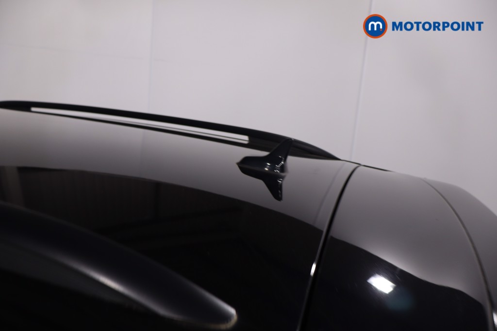 Volkswagen Tiguan R-Line Edition Automatic Petrol SUV - Stock Number (1637506) - 39th supplementary image