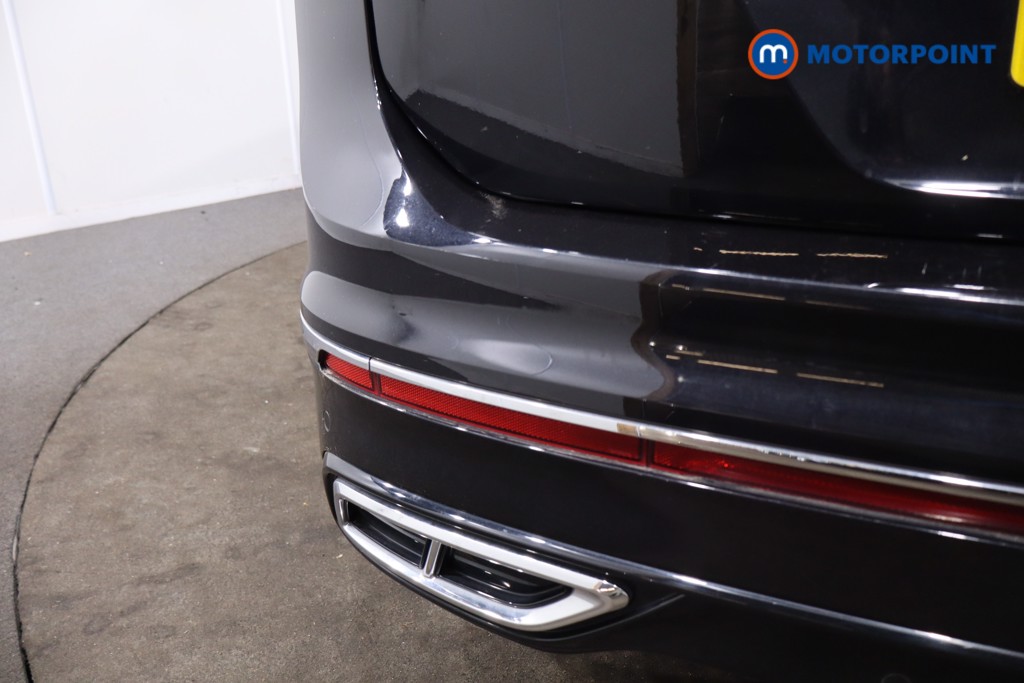 Volkswagen Tiguan R-Line Edition Automatic Petrol SUV - Stock Number (1637506) - 42nd supplementary image