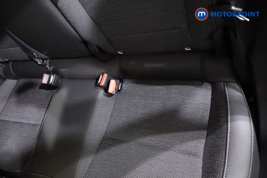 Renault Captur Techno Automatic Petrol-Electric Hybrid SUV - Stock Number (1637533) - 28th supplementary image