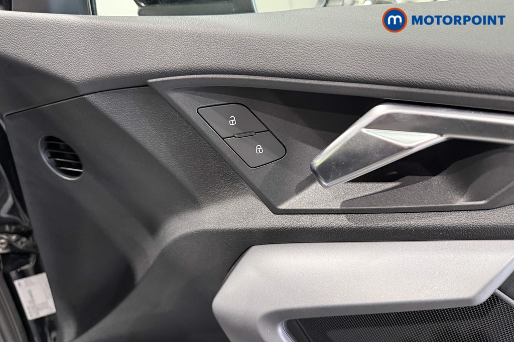 Audi A3 S Line Automatic Petrol Hatchback - Stock Number (1637572) - 16th supplementary image