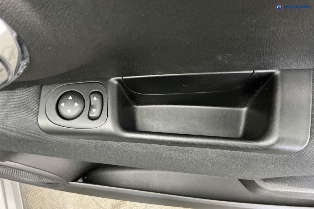 Fiat 500 Lounge Manual Petrol Hatchback - Stock Number (1637605) - 24th supplementary image