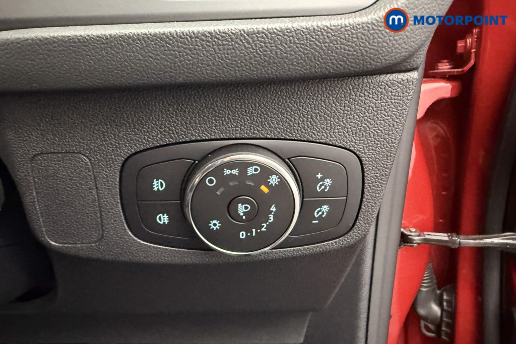 Ford Focus St-Line Edition Manual Petrol Hatchback - Stock Number (1638324) - 8th supplementary image